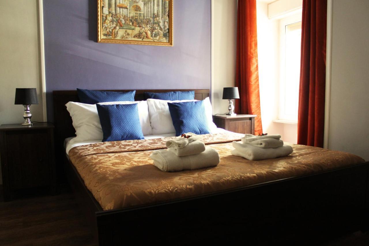 Raphael Rooms Рим Экстерьер фото