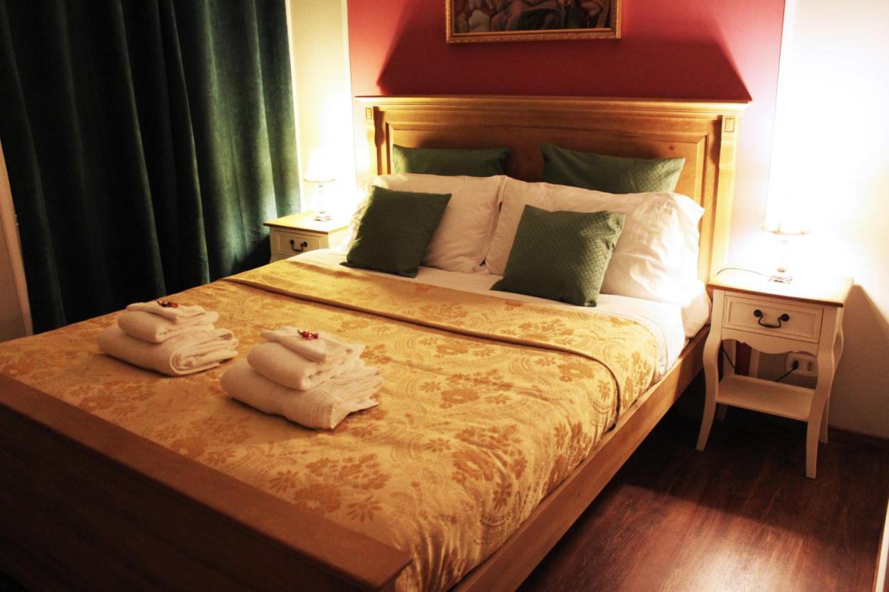 Raphael Rooms Рим Экстерьер фото
