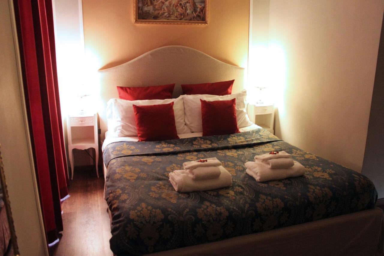 Raphael Rooms Рим Экстерьер фото