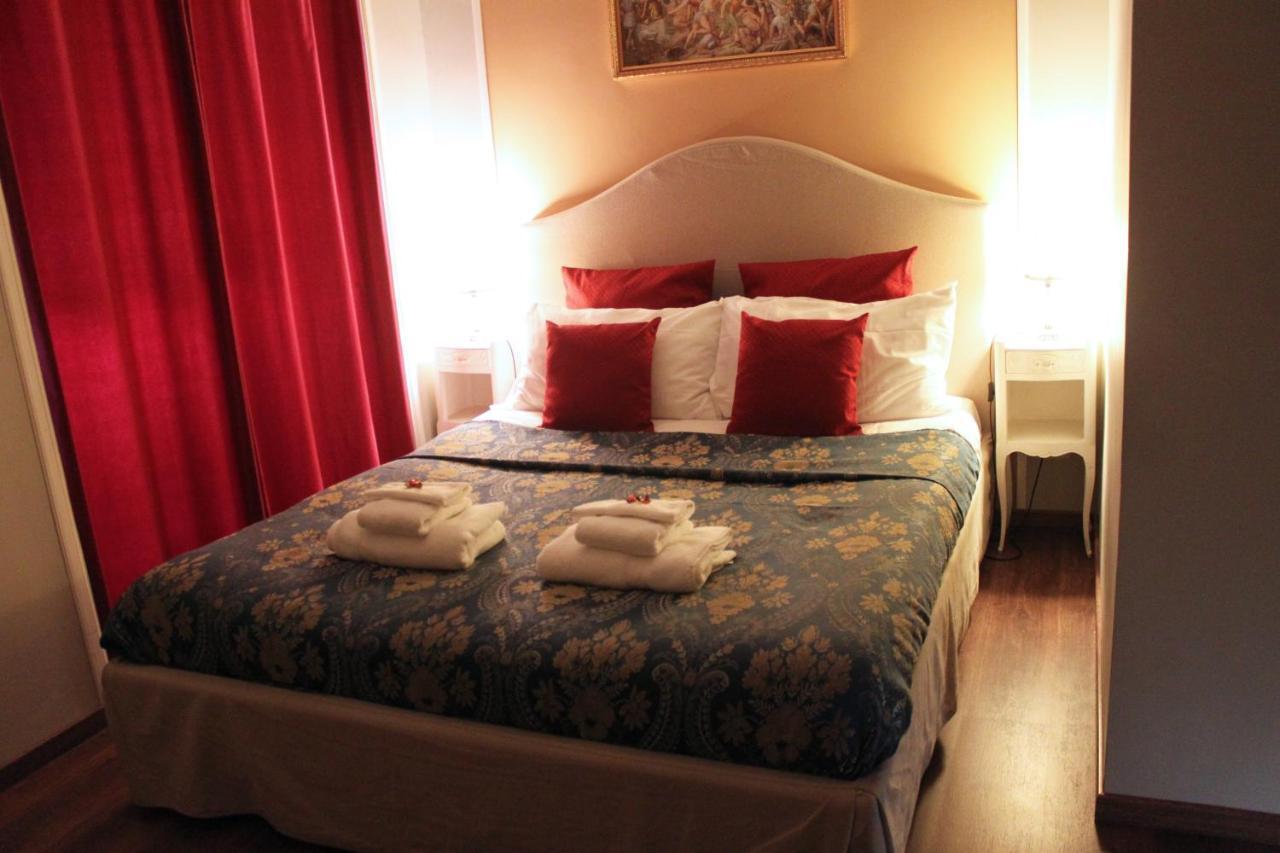 Raphael Rooms Рим Экстерьер фото